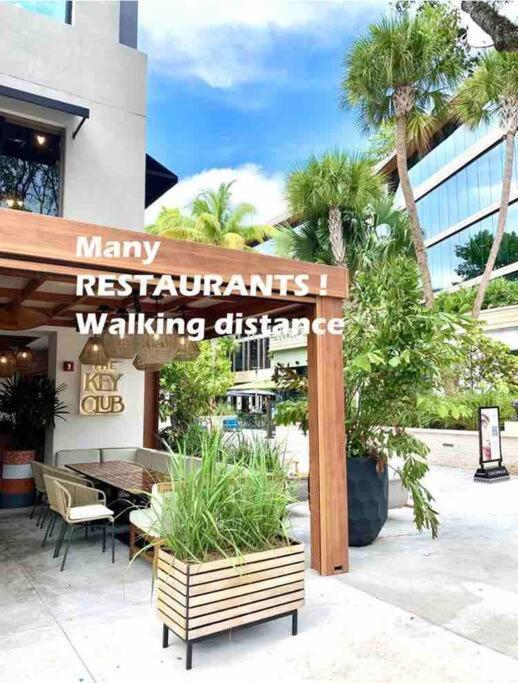 Groveo6 10 Minutes From The Beach Miami Exterior foto